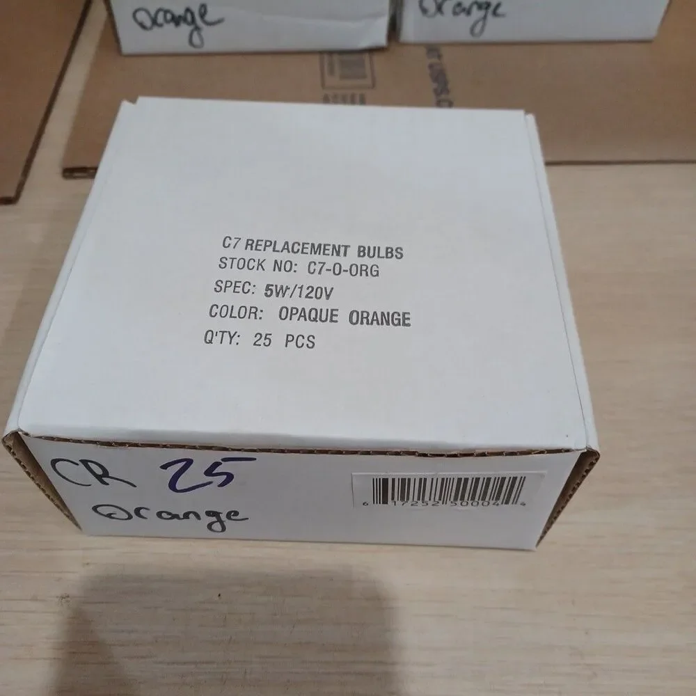 C7 5W Orange Box of 25 Replacement Bulbs Opaque 120v NOS Light Show Craft
